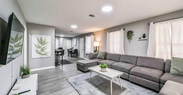 Televisie en een kantoor