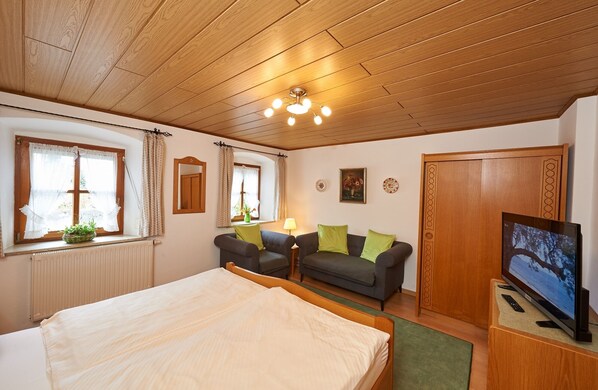 1 dormitorio, Internet, ropa de cama