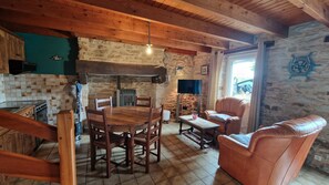 Interior - Gîtes Grandes Famille 12 Personnes (Roudouallec)