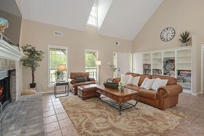 Smart TV, fireplace, table tennis