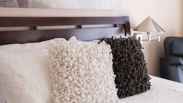 3 habitaciones, escritorio, wifi gratis y ropa de cama