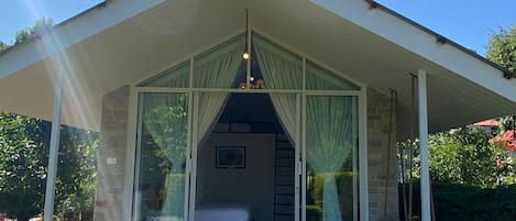 Deluxe Cottage