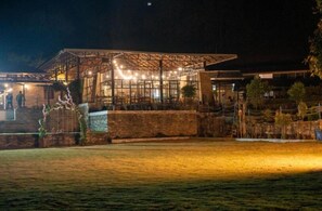 Bar (en el alojamiento)