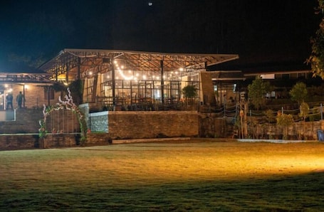 Bar (en la propiedad)