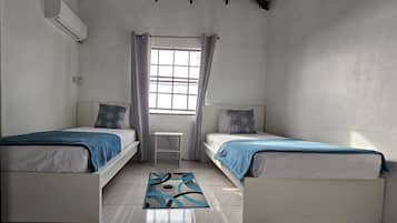 2 chambres, fer et planche Ă  repasser, Wi-Fi, draps fournis