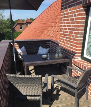 Outdoor dining - Holiday apartment Ponywiese (Ihlow)