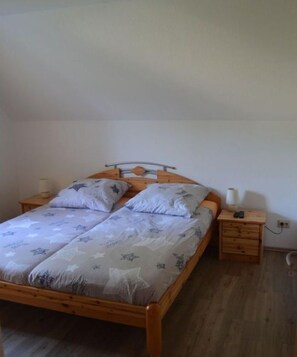 2 habitaciones, cuna de viaje y wifi 