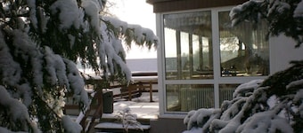Chalet by Lake with Sauna and Hot Tub