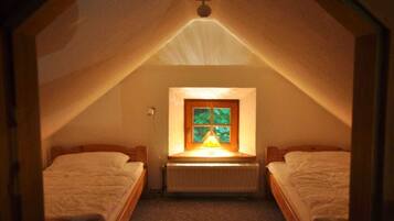3 Schlafzimmer, Bügeleisen/Bügelbrett, Reisekinderbett, kostenloses WLAN