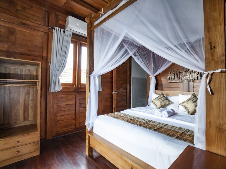 Familiekamer | Een bureau, gratis wifi