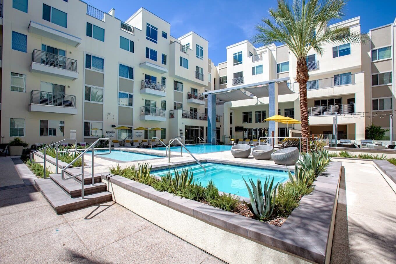 CozySuites Paradise under the palm trees! 21