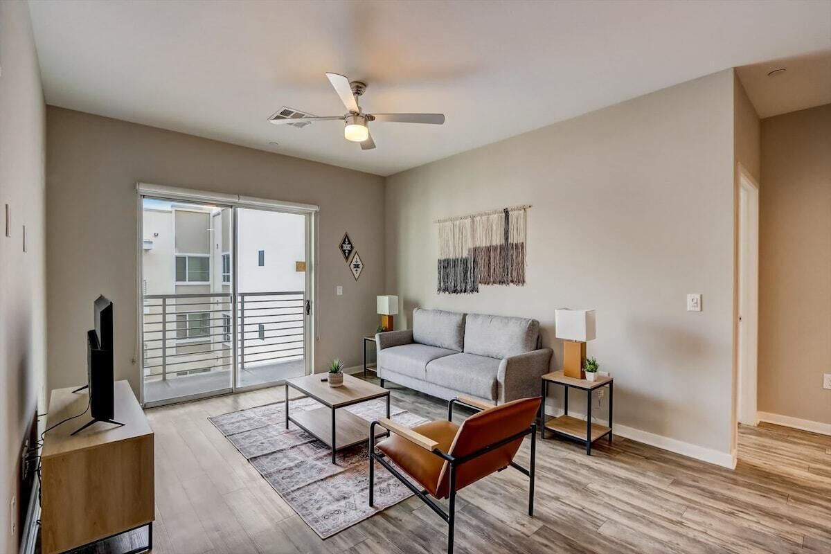 Paradise Cozysuites Under the Palms w/jacuzzi 21