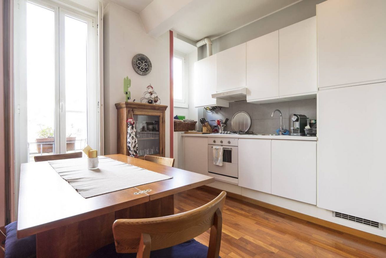 Fridge, stovetop, coffee/tea maker, cookware/dishes/utensils