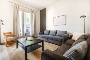 TV - Easylife - Wonderful apartment in Brera (Milano)