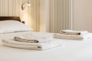 2 bedrooms, iron/ironing board, WiFi, bed sheets - Easylife - Spacious three-room apartment in the Maciachini area (Milano)