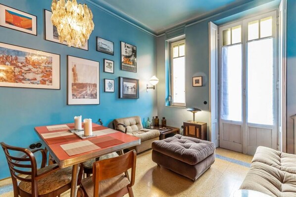 Interior - Easylife - Sophisticated two-room apartment in the heart of Navigli (Milano)