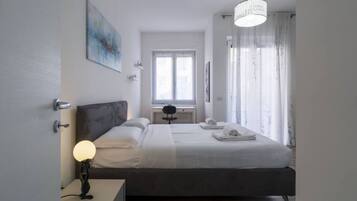 1 chambre, bureau, fer et planche Ă repasser, Wi-Fi