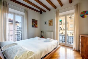 2 bedrooms, WiFi, bed sheets