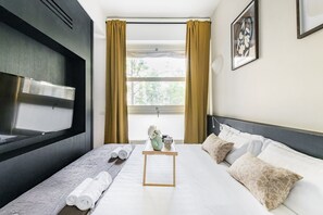 1 bedroom, iron/ironing board, WiFi, bed sheets - Easylife - Cozy studio apartment in Corso Magenta (Milano)