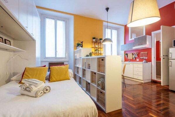 1 habitación, wifi y ropa de cama