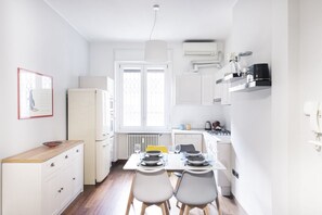 Refrigerador, horno, parrilla de estufa y lavavajillas 