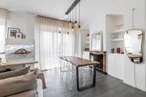 Interior - Easylife - Comfort in Pta Romana with terrace (Milano)