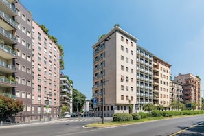 Exterior - Easylife - Comfort in Pta Romana with terrace (Milano)