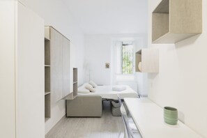 熨斗/熨衣板、WiFi、床单