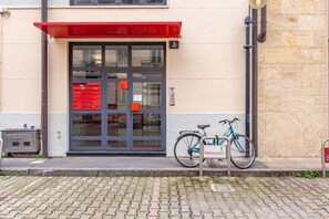 Exterior detail - Easylife - Design apartment with gym and private parking (Milano)