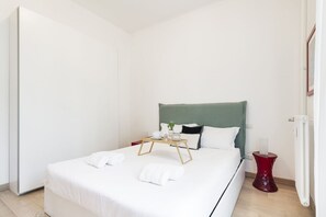 1 chambre, fer et planche à repasser, Wi-Fi, literie fournie