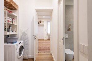 Shower, hair dryer, bidet, towels - Easylife - Comfort and relax in Porta Venezia (Milano)