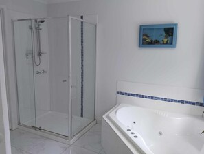 Shower, towels, soap, shampoo