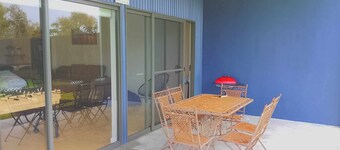 Stay in SeaSpray with Sensational Views