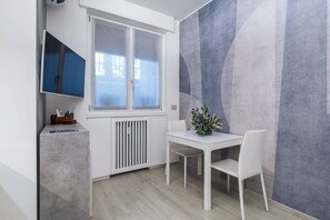 Dining - Easylife - Style and comfort in Porta Venezia (Milano)