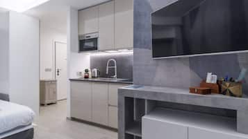 BĂŒgeleisen/BĂŒgelbrett, WLAN, BettwĂ€sche