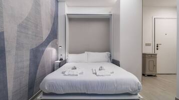 BĂŒgeleisen/BĂŒgelbrett, WLAN, BettwĂ€sche