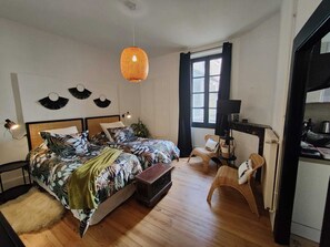 2 Schlafzimmer, Bügeleisen/Bügelbrett, Reisekinderbett, kostenloses WLAN