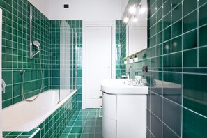 Hair dryer, bidet, towels