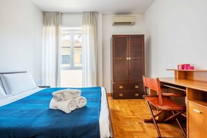 2 bedrooms, WiFi, bed sheets