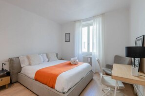1 camera, ferro/asse da stiro, Wi-Fi, lenzuola