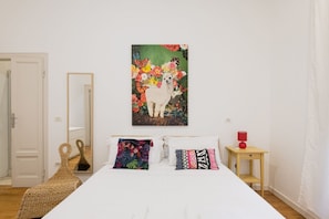 1 chambre, fer et planche à repasser, Wi-Fi, draps fournis