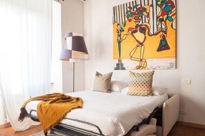 1 bedroom, WiFi, bed sheets - Easylife - Romantic flat on Navigli river (Milano)
