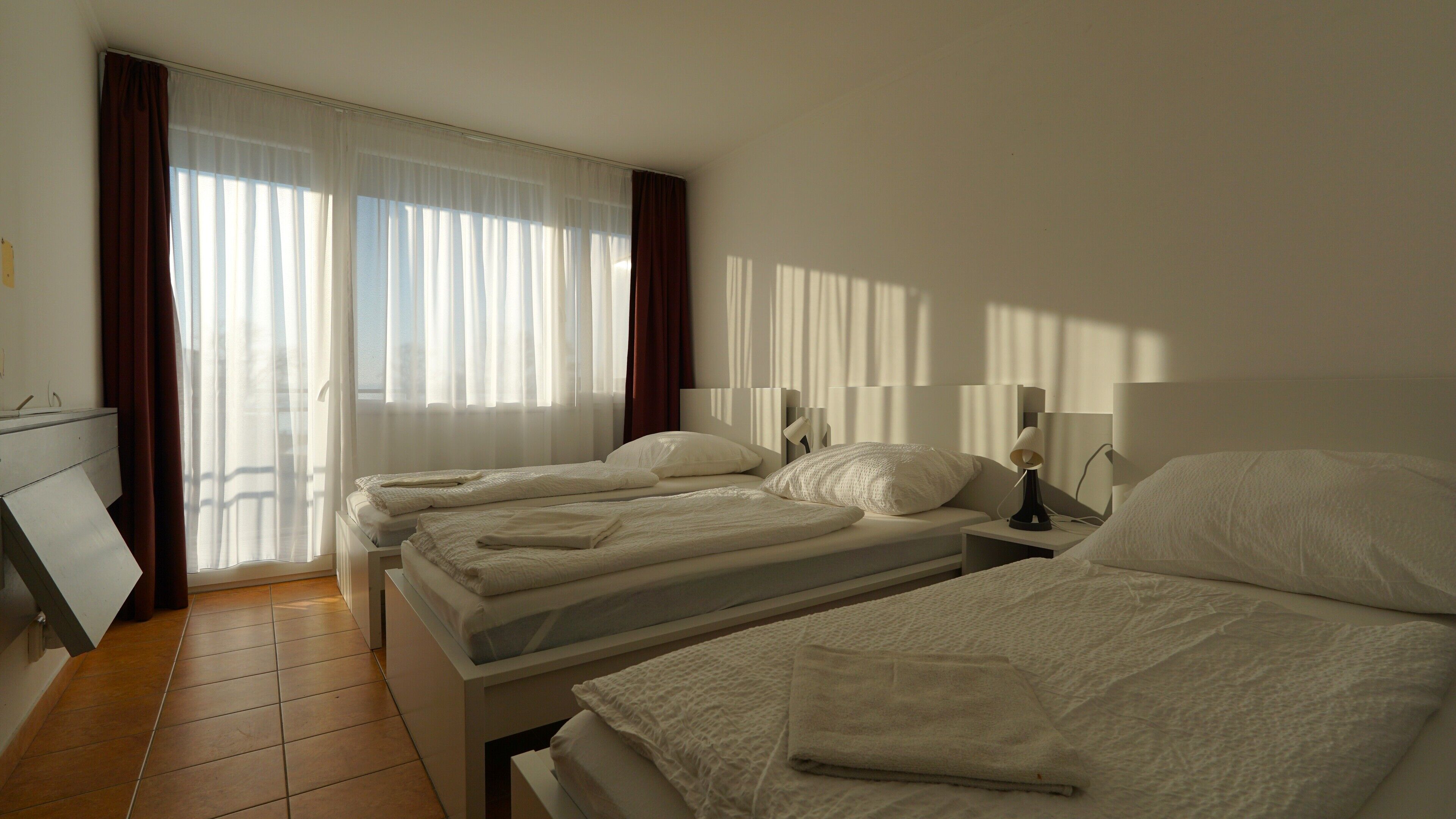 5-Bed Family Room | Silitysrauta/-lauta, ilmainen Wi-Fi, vuodevaatteet
