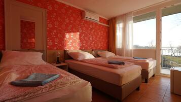 Comfort-Dreibettzimmer