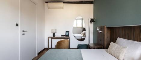 1 Schlafzimmer, Schreibtisch, WLAN, Bettwäsche