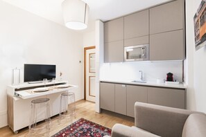 Interior - Easylife - Cozy flat at Colonne di San Lorenzo (Milano)