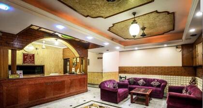 Hotel Redbury