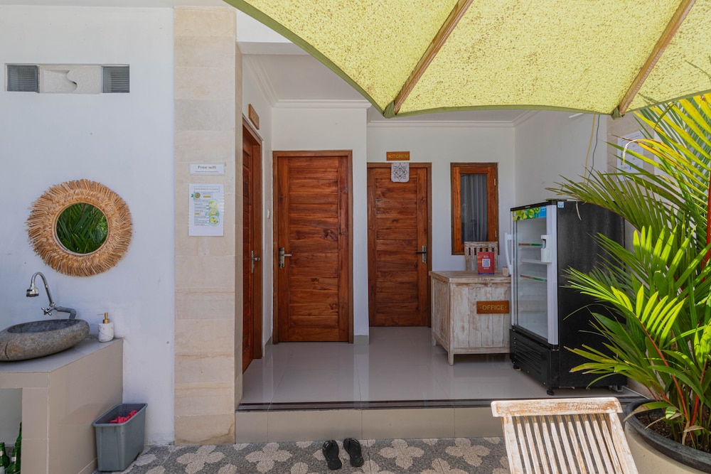 Seven Angels Villa And Hostel