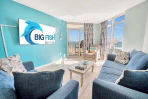 TV - Baywatch Updated - Direct Ocean Front View, Pools (North Myrtle Beach)