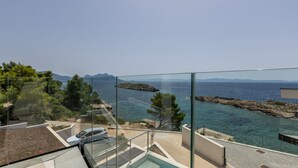 Unclassified image, 3 of 38, button - Villa Luce by Villas Guide (Pijavicino)